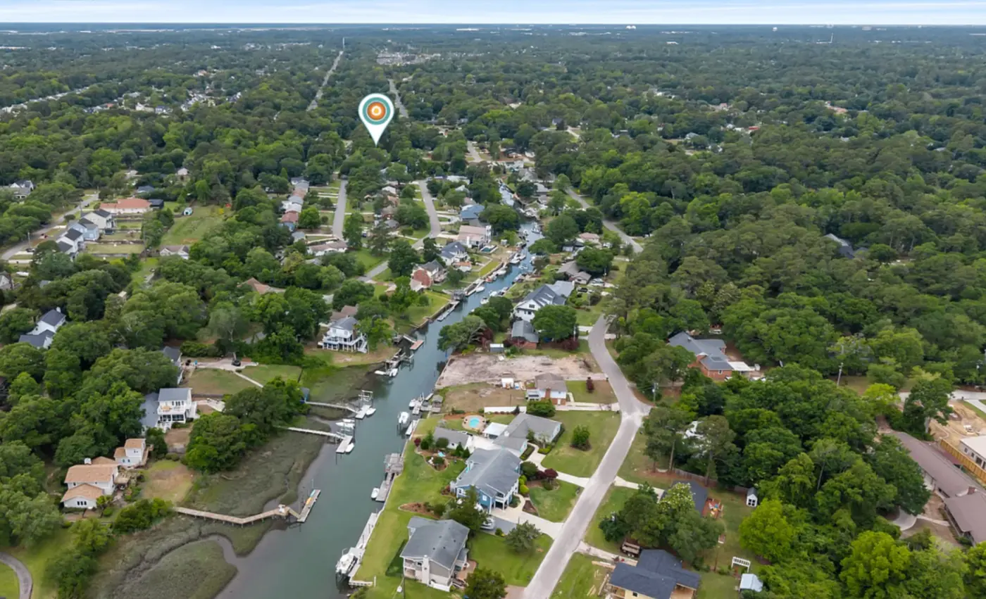 Aerial view of Channel Haven neighborhood near water access and the Intracoastal Waterway