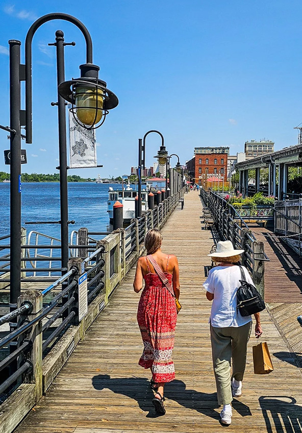 Strolling the historic downtown Wilmington Riverwalk